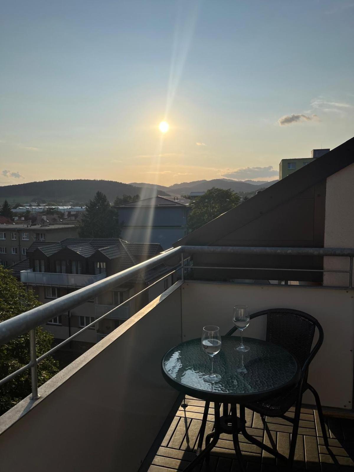 Tranquille Inn Apartment Kysucke Nove Mesto Exterior foto